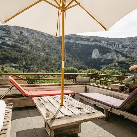 Holiday home Hidden Gem With Panoramic Views Fontaine-de-Vaucluse